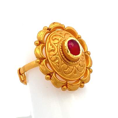INTRINSICALY CARVED ANTIQUE FINGER RING  Rings