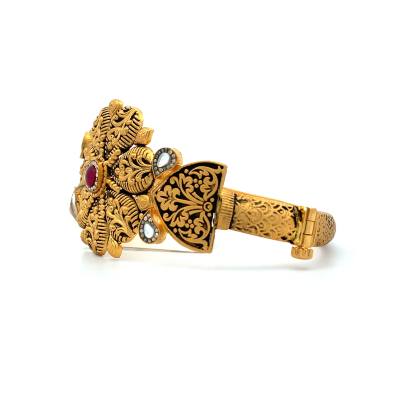 ARTISANAL ANTIQUE FLOWER PATTERN BRACELET FOR LADIES  Bracelet