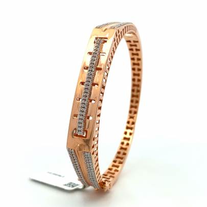 EMBLEMATIC DESIGNED DIAMOND BRACELET FOR MEN Bracelet