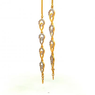 BRILLIANT ROUND AND MARQUISE LINKED EAR CHAIN  Gold
