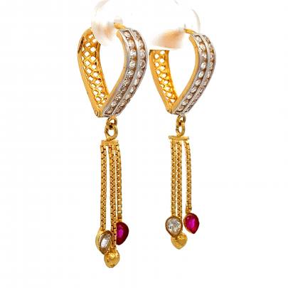 GRACEFUL DIAMOND HOOP EARRING WITH DANGLING CHAINS  Gold