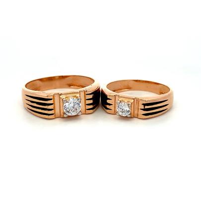 ENCHANTING SQUARE CUT SOLITAIRE COUPLE RINGS  Gold