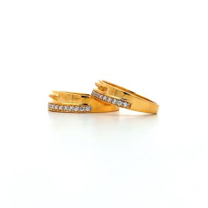 GORGEOUSLY CARVED DIAMOND AND GOLD COUPLE RINGS  Couple Rings