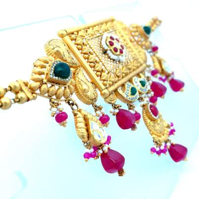 ENTHRALLING ANTIQUE GOLD BAJUBAND WITH CHARMING BEADS Baju Bandh