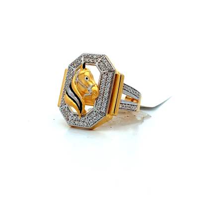 EXQUISITE DESIGNED HORSE FACED GOLD GENTS RING  Rings