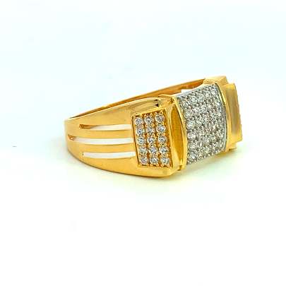 EQUISITE SQUARE GOLD GENTS RING  Rings