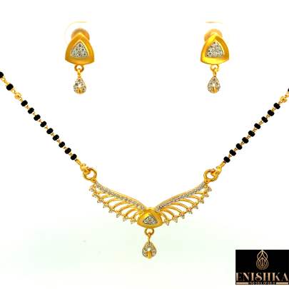 SPLENDID TWIRLING GOLD MANGALSUTRA WITH EARRINGS  Gold
