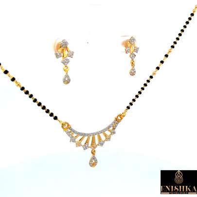 SPARKLING DAINTY MANGALSURA WITH EARRINGS  Mangalsutra Set