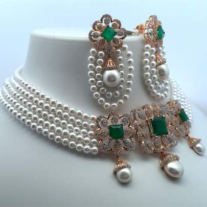 DIVINE FLORAL PEARL AND EMERALD STONE NECKLACE  Necklace Set