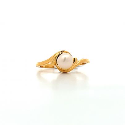 SIMPLE AND ELEGANT SINGLE PEARL STUDDED WOMEN'S RING  Rings