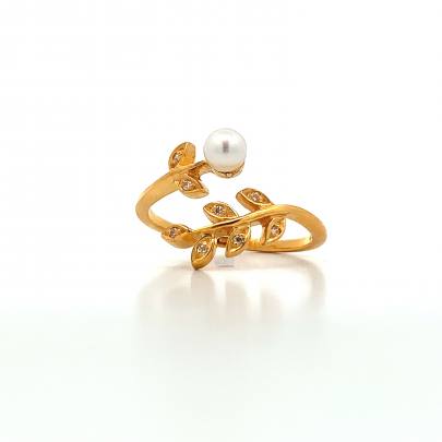 OBSCURE LEAFY DESIGNED PEARL EMBEDDED LADIES RING Gold