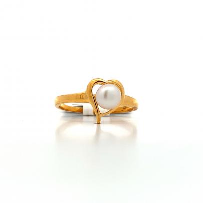 GORGEOUS HEART SHAPED PEARL STUDDED LADIES RING  Gold