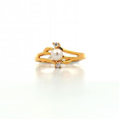 STYLISH PEARL AND DIAMOND BYPASS DESIGNED LADIES RING  Gold