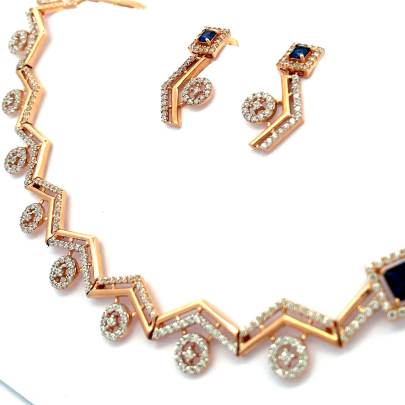SPARKLING ZIGZAG PATTERN DIAMOND NECKLACE SET  Necklace Set
