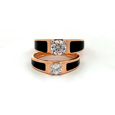 SPLENDID SOLITAIRE COUPLE RINGS WITH BLACK ENAMELLED ON BANDS  Gold